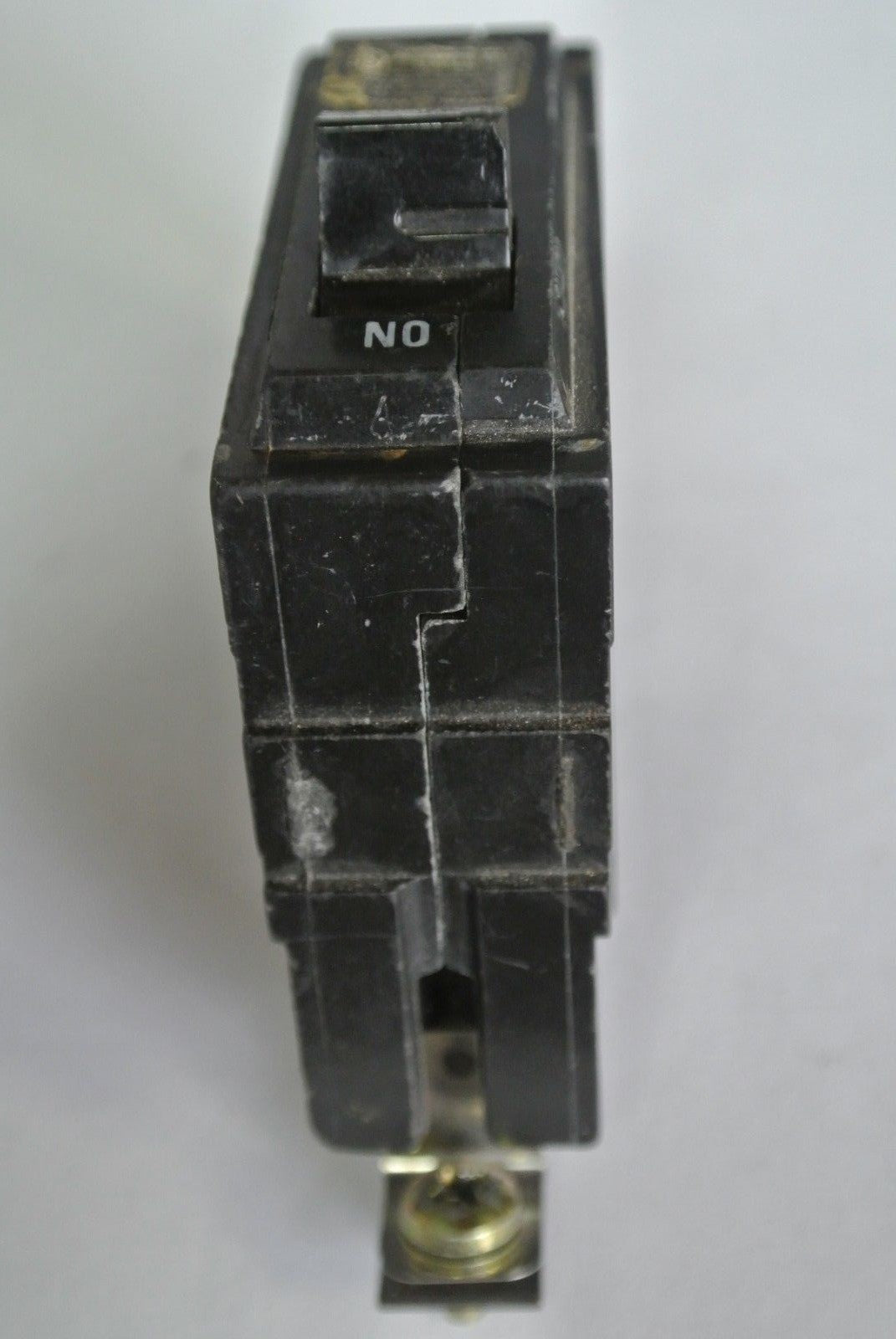 GENERAL ELECTRIC CIRCUIT BREAKER 30A, SINGLE-POLE