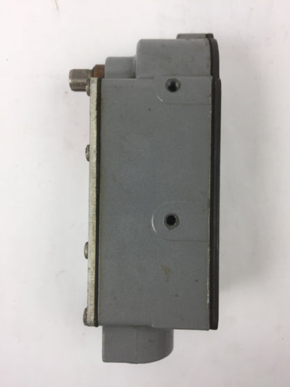 NAMCO CONTROL SNAP-LOCK EA70025100 LIMIT SWITCH 600 VAC 250 VDC