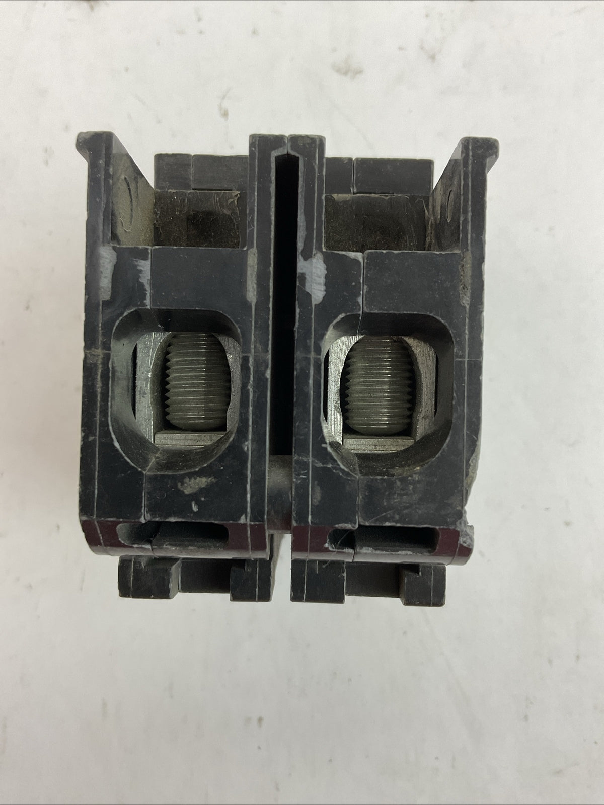 SQUARE D HOM2100 CIRCUIT BREAKER 100AMP 120/240VAC 2POLE