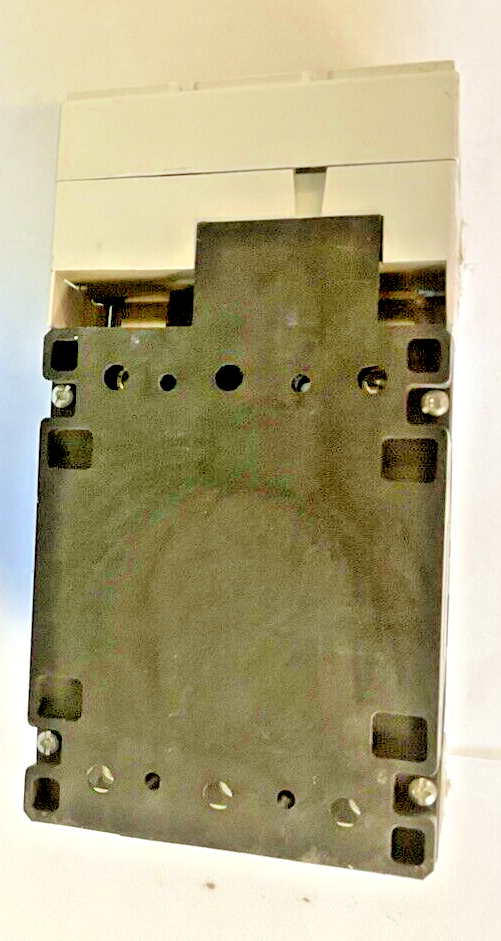 CUTLER HAMMER E04NE20X3N MECHANICAL LINE CONTACTOR E02NEXCXNN 250A 600V
