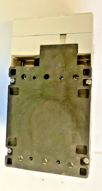 CUTLER HAMMER E04NE20X3N MECHANICAL LINE CONTACTOR E02NEXCXNN 250A 600V