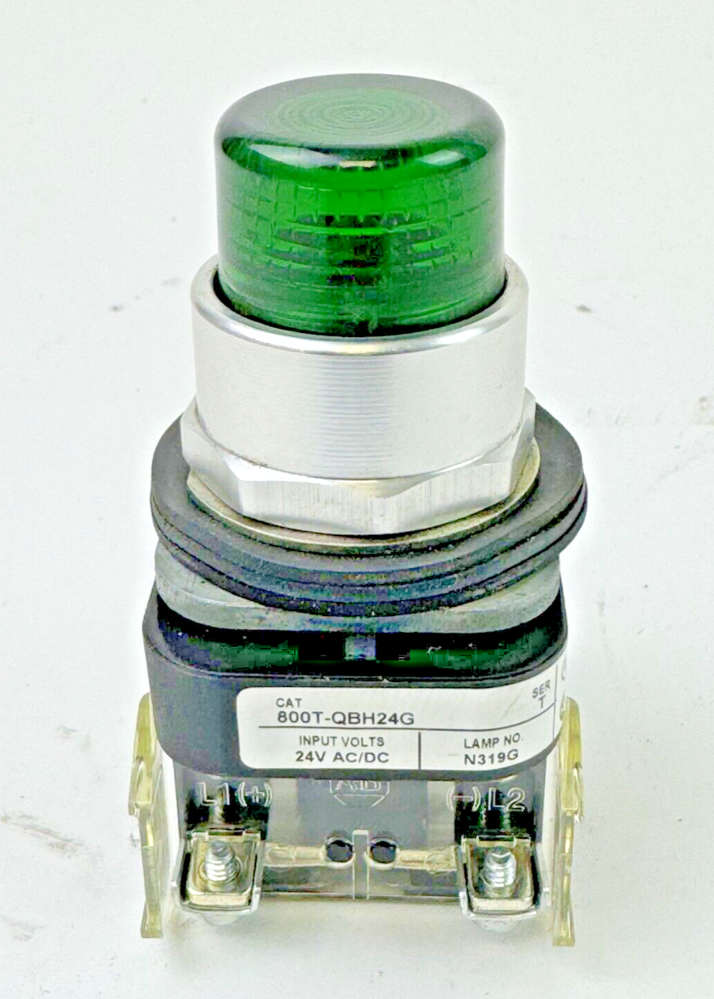 ALLEN-BRADLEY - 800T-QBH24G SER. T - GREEN ILLUMINATED PUSH BUTTON W/ BLOCK