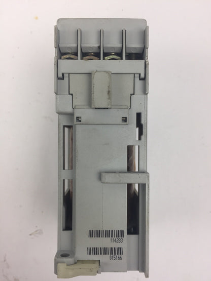 ALLEN BRADLEY 100-C23Z*10 CONTACTOR SER B 600VAC 30A COIL 24VDC