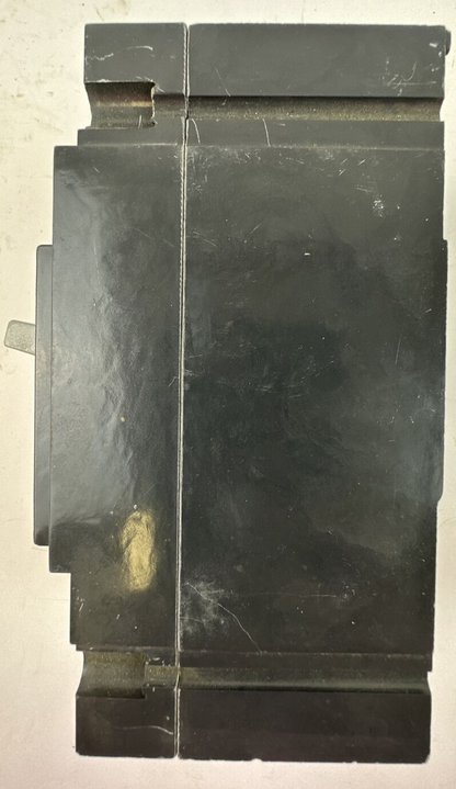 GE TEB122030 CIRCUIT BREAKER 250VDC 240VAC 30A 2POLE