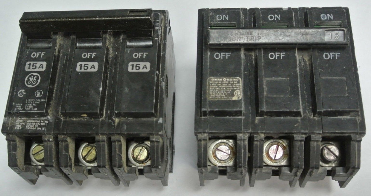 GENERAL ELECTRIC CIRCUIT BREAKER - 3-POLE, COMMON TRIP - 15A - BOLT-ON, LOT of 2