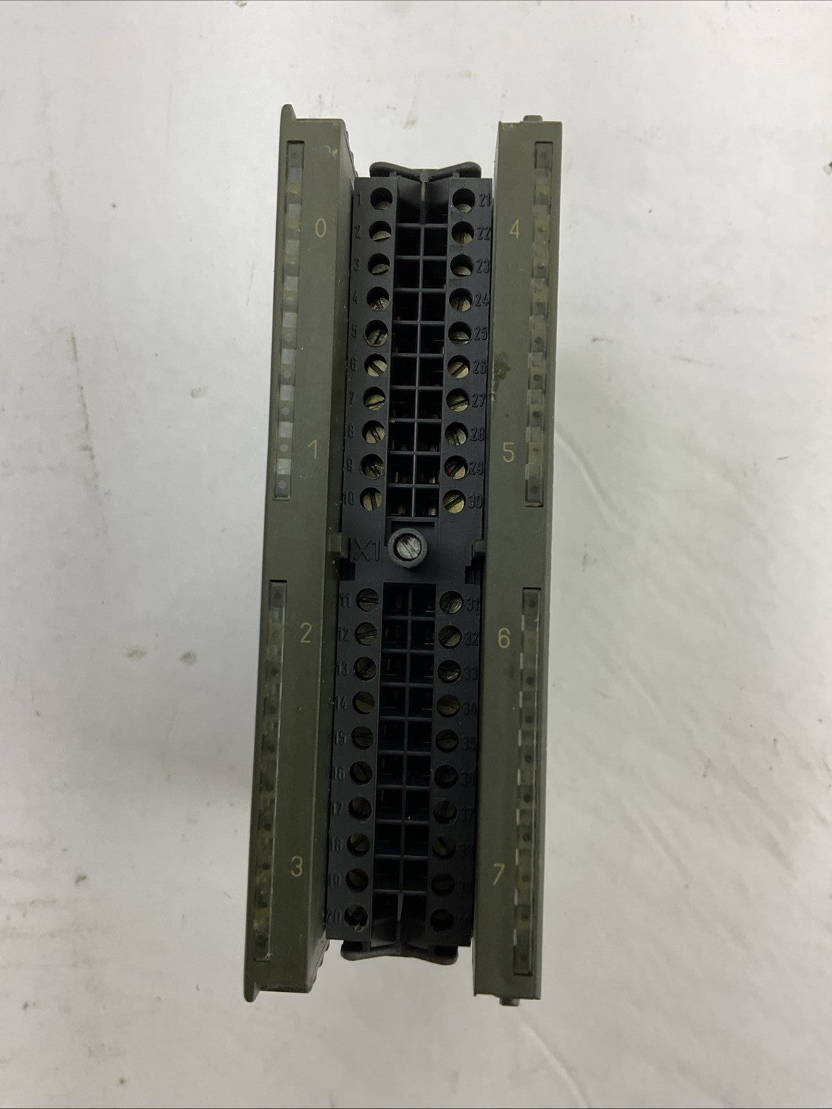 SIEMENS 1P 6ES7 322-1HF20-0AA0 SIMATIC S7 OUTPUT MODULE