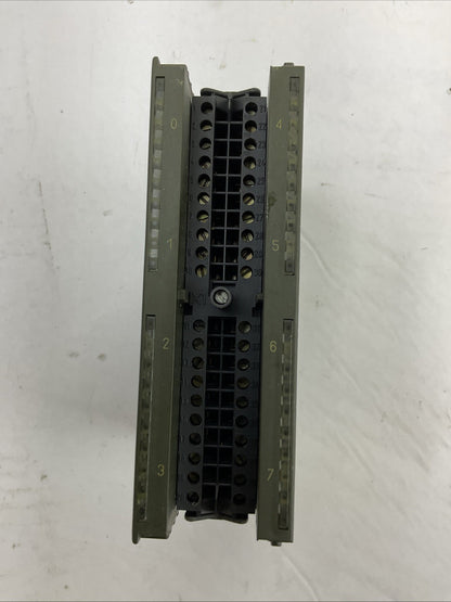 SIEMENS 1P 6ES7 322-1HF20-0AA0 SIMATIC S7 OUTPUT MODULE