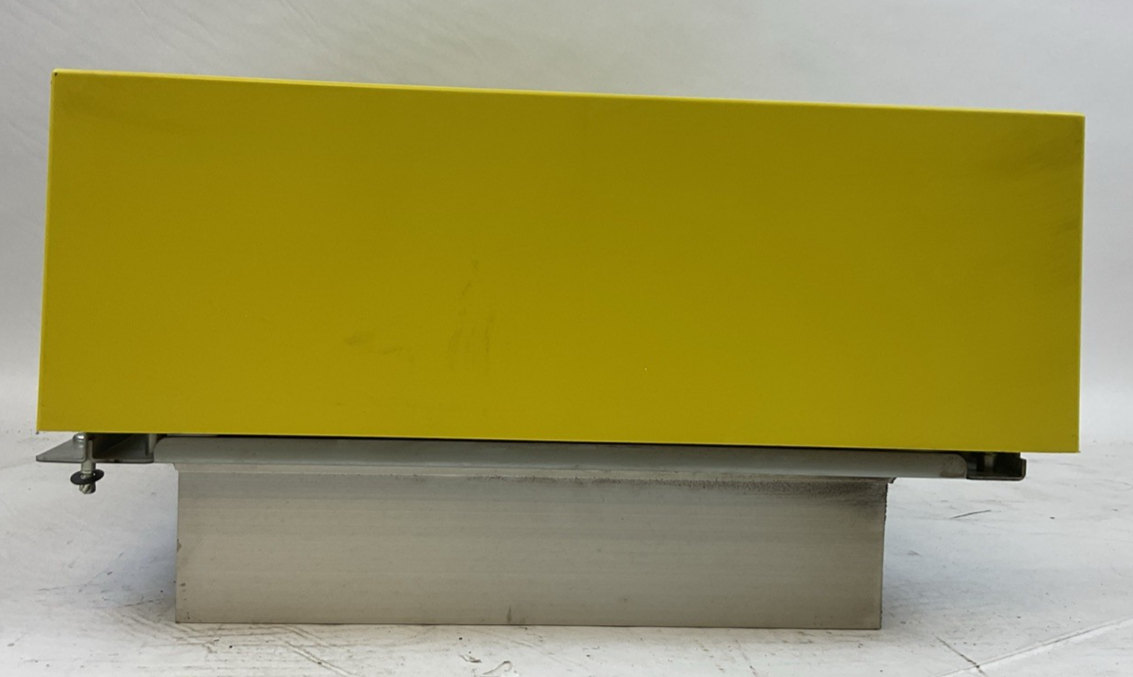 FANUC A06B-6107-H002 AC SERVO AMPLIFIER A20B-2101-0230/06C A16B-3200-0610/13F