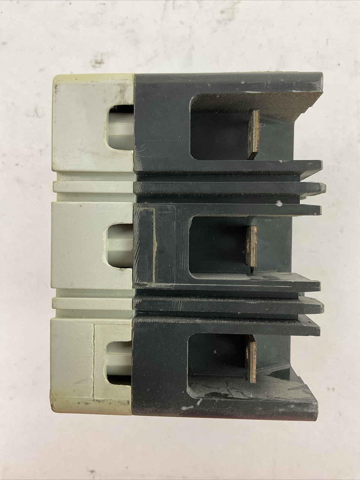 EATON HFD3015BP10 600VAC 250VDC 15AMP 3POLE 6604C37G02 CIRCUIT BREAKER HFD 65K