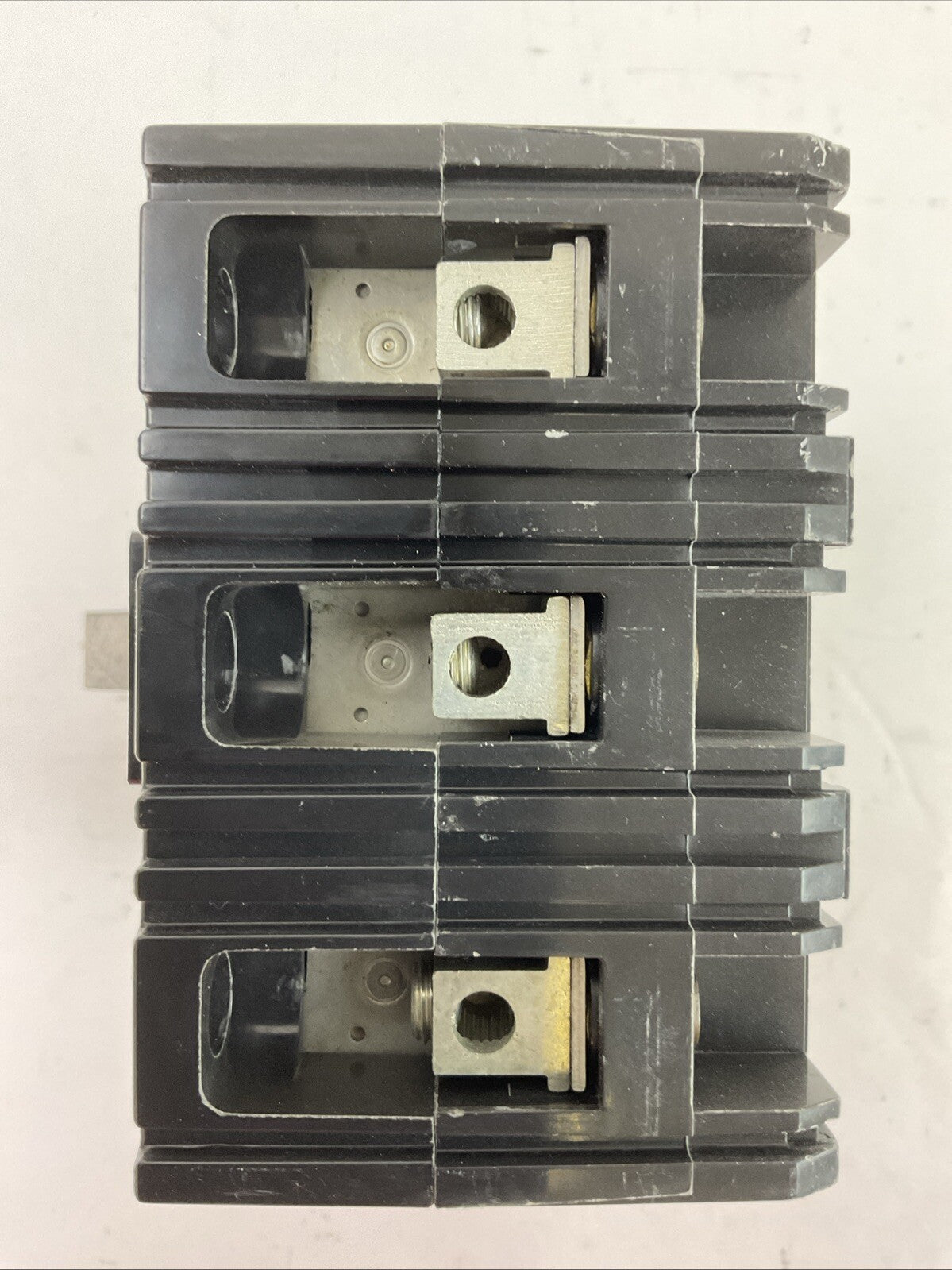 SQUARE D FHL36020 CIRCUIT BREAKER 20A 600VAC 250VDC 3POLE