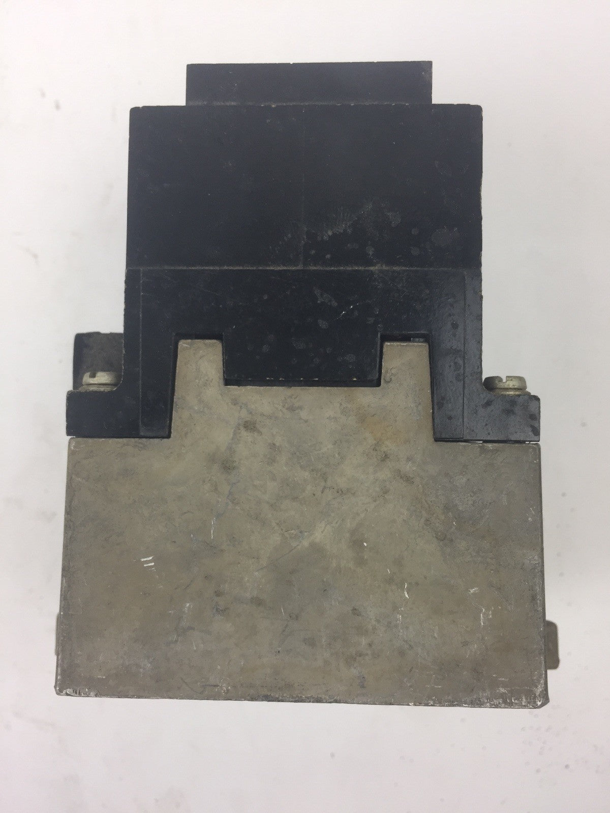 ALLEN BRADLEY 700-P200A1 AC CONTROL RELAY SERIES A COIL 115-120V 60HZ 110V 50HZ