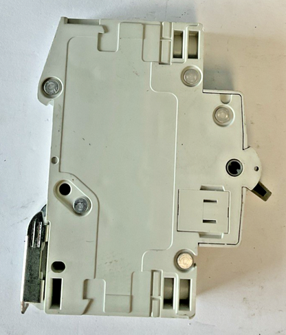 CUTLER HAMMER WMS1D15 CIRCUIT BREAKER 240VAC D15 ***LOTOF2***