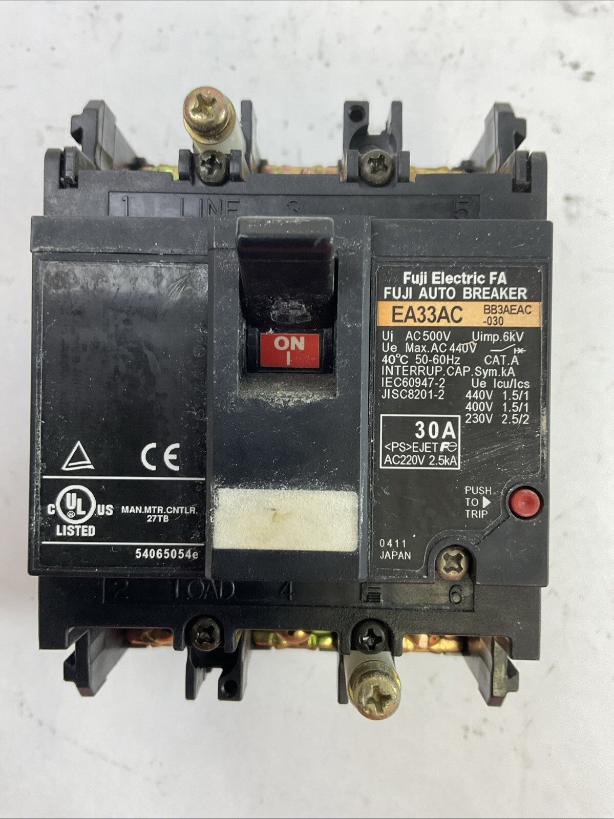 FUJI ELETRIC FA EA33AC AUTO BREAKER 30A 220VAC 2.5kA 3POLE 3HP 3PH