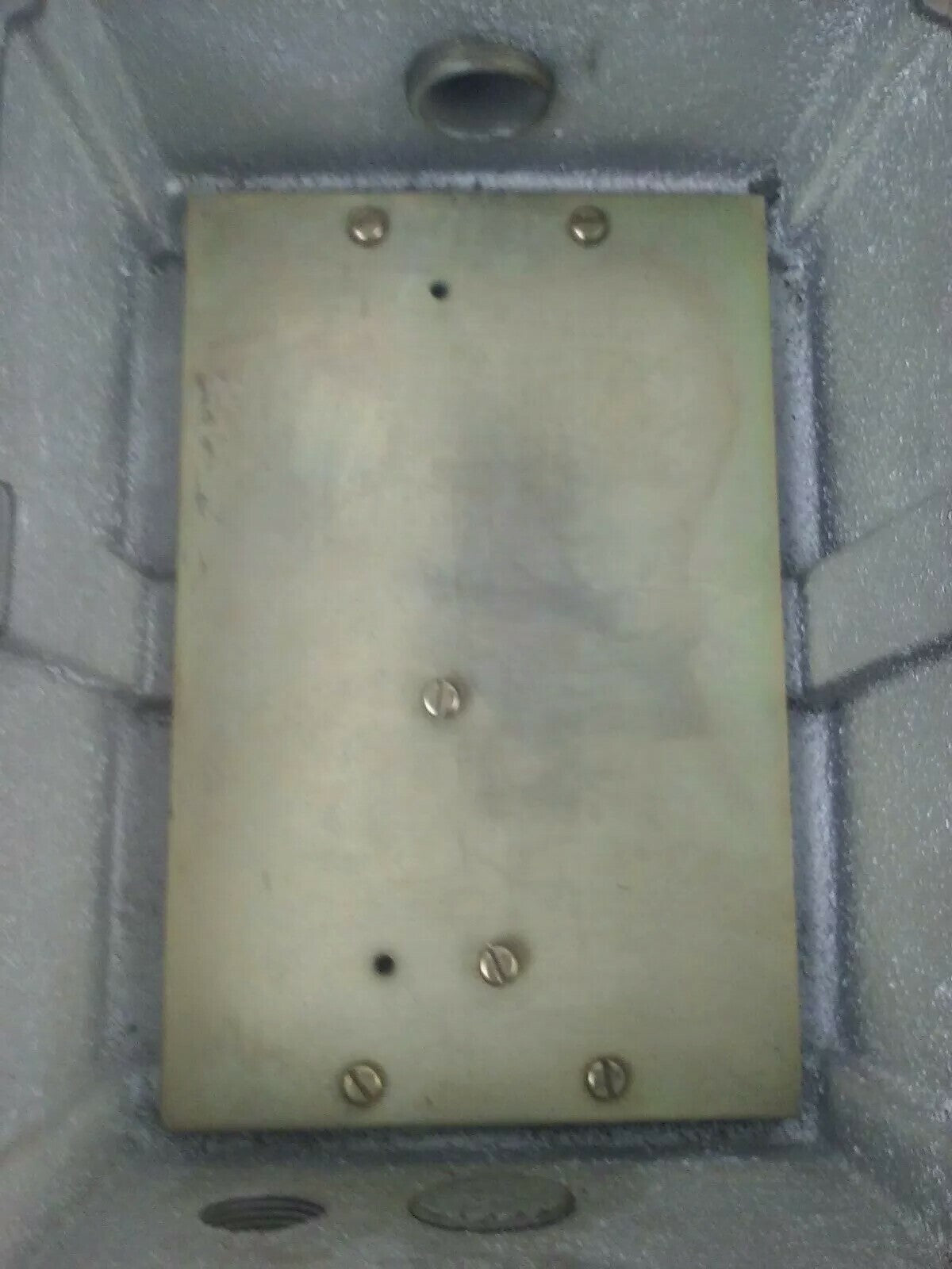 SQUARE D CLASS 8903 TYPE SMR4 8903-SMR4 EXPLOSION PROOF ENCLOSURE SER. A 10x7x7