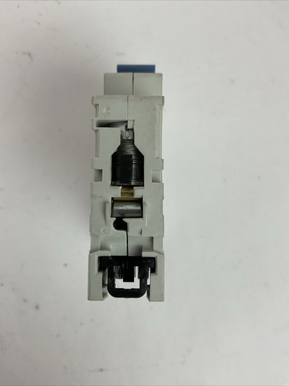 ALLEN BRADLEY 1492-SPM1D300 CIRCUIT BREAKER SER D 30A 277VAC 48VDC 1POLE
