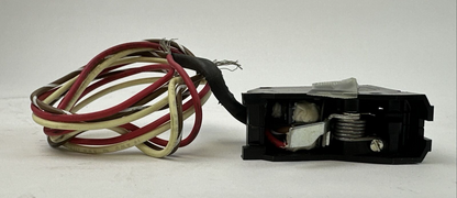 GE TFKASA2AB1 6A 240VAC 286A7734P28 AUXILIARY SWITCH F225 C/B ACCESSORY