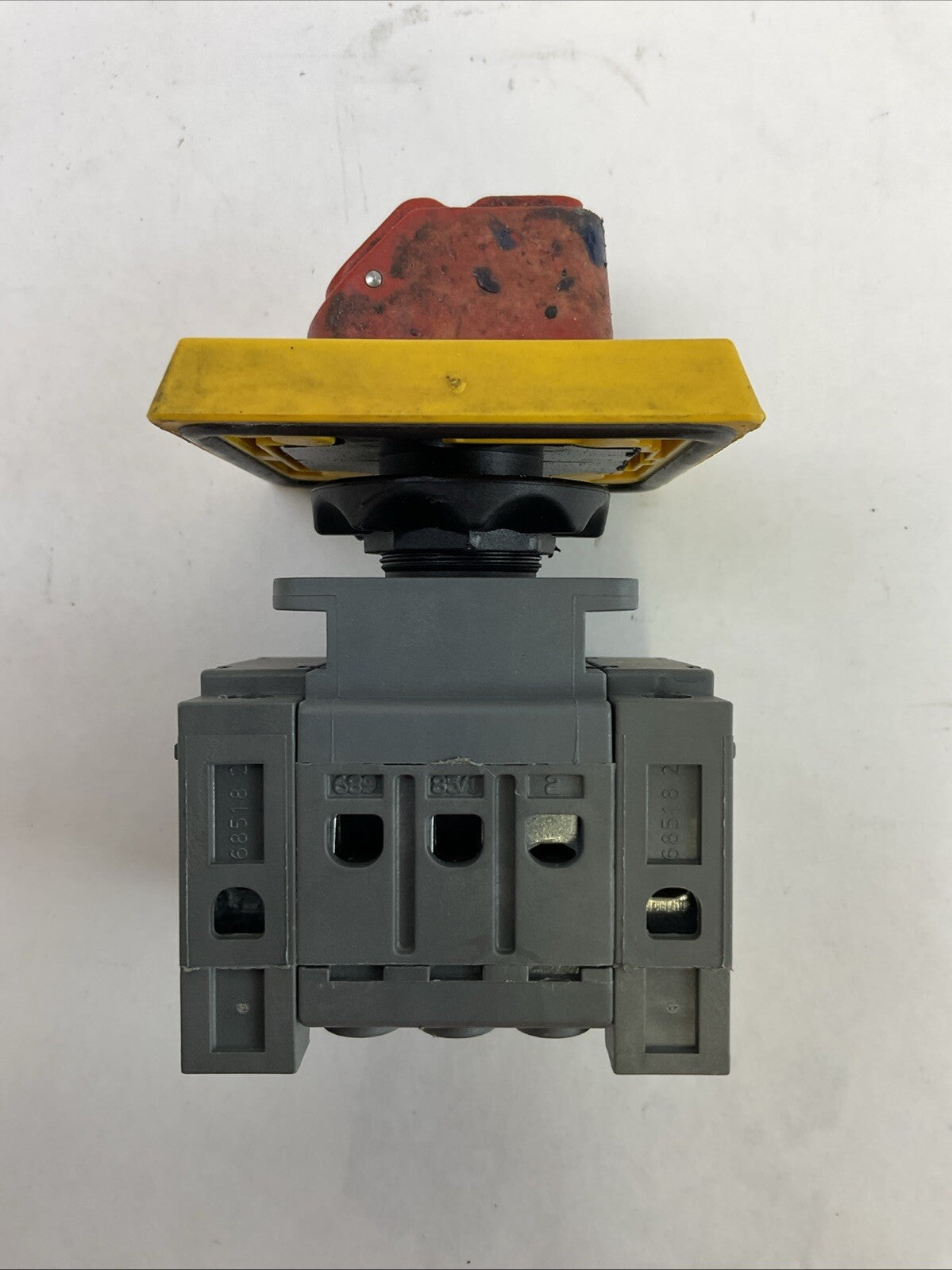 ABB OT40FT3 DISCONNECT SWITCH WITH KNOB