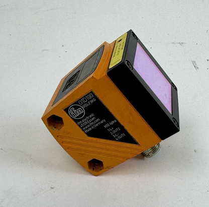 IFM - 01D100 - 01DLF3KG - LASER DISTANCE SENSOR - RANGE: 0.2-10 M, 30VDC, 4 PIN