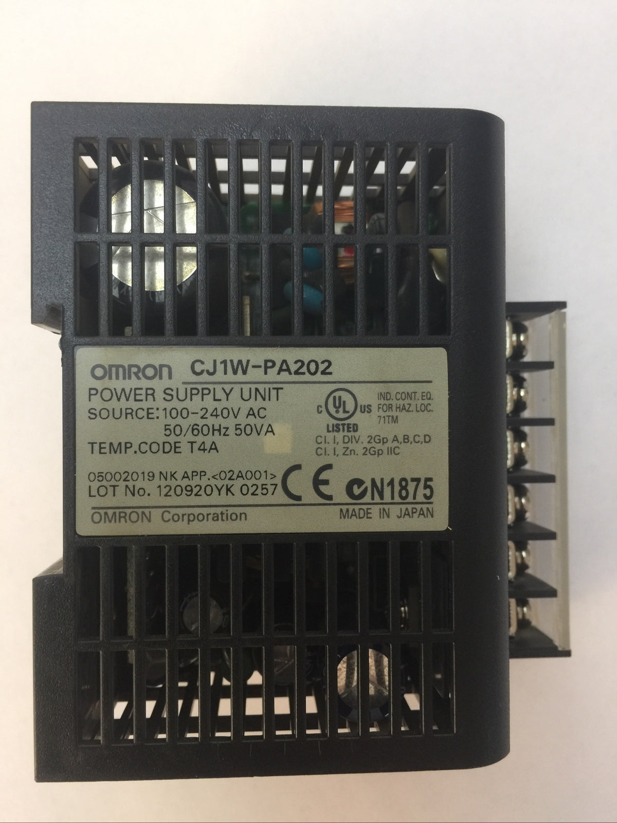 OMRON CJ1W-PA202 POWER SUPPLY UNIT 100-240VAC 50/60HZ 50VA