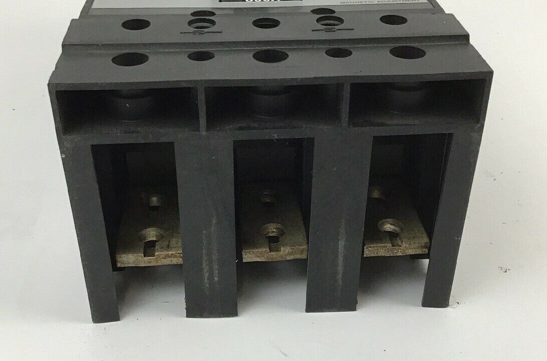 ABB UXAB 718530 R 999 300AMP CIRCUIT BREAKER  TYPE JS 500VDC/480VAC