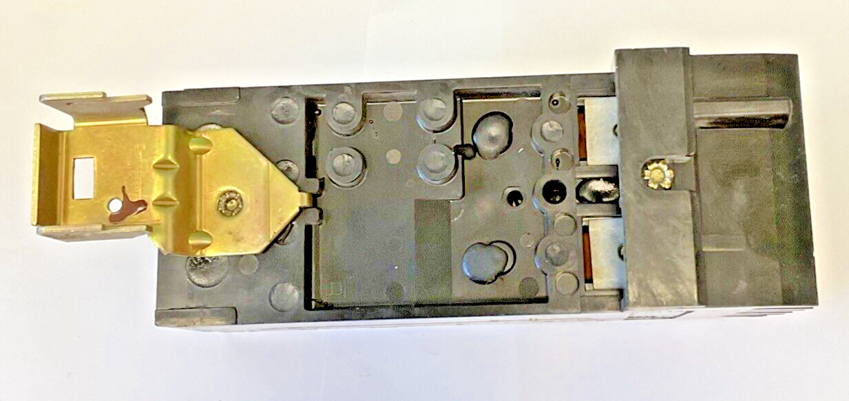 SQUARE D Q2-21225-AC CIRCUIT BREAKER 125A 2POLE 120/240VAC Q221225AC