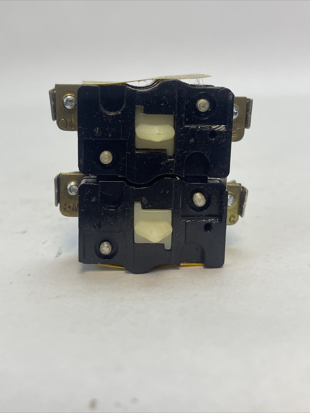 REES 40703C CONTACT BLOCK 600VAC 250VDC HEAVY DUTY (LOT OF 10) 40709-000