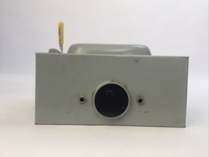 CROUSE-HINDS GU321AW SAFETY SWITCH MODEL 2 30A 240VAC 7.5HP 3P RAINPROOF TYPE 3R