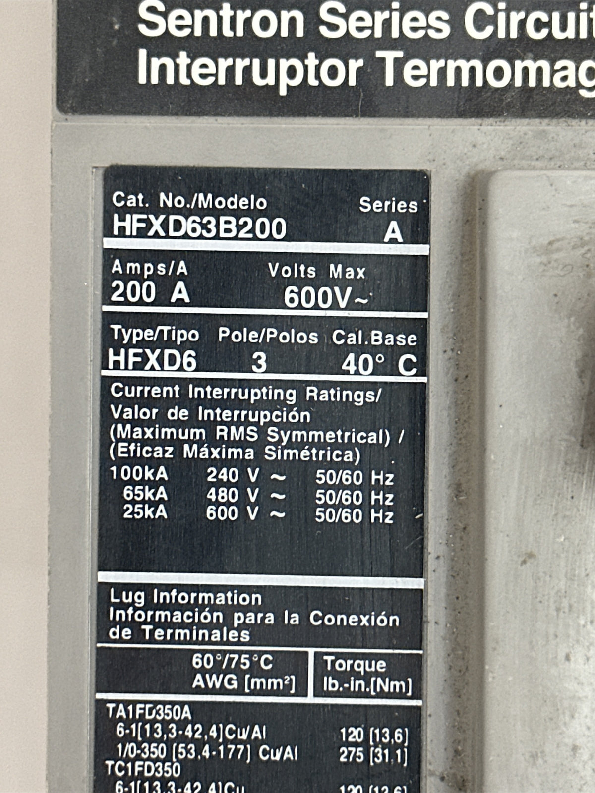 SIEMENS HFXD63B200 CIRCUIT BREAKER 3POLE 200AMP 600VAC DER A S01FD60 SHUNT TRIP