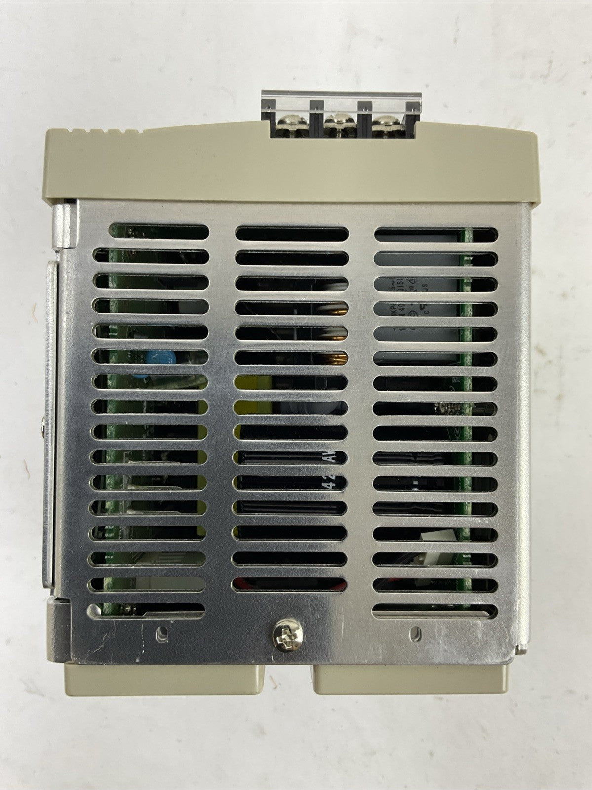 OMRON S8VS-24024A/ED2 POWER SUPPLY OUTPUT 24VDC 10A INPUT 100-240VAC 3.8A