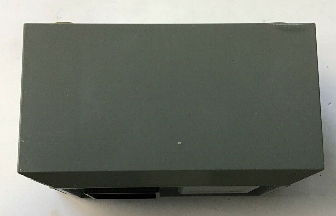 SQUARE D 9001 BG-107 SURFACE MOUNTED STATION UNIV. PUSHBUTTON W/O INSERT SER.A