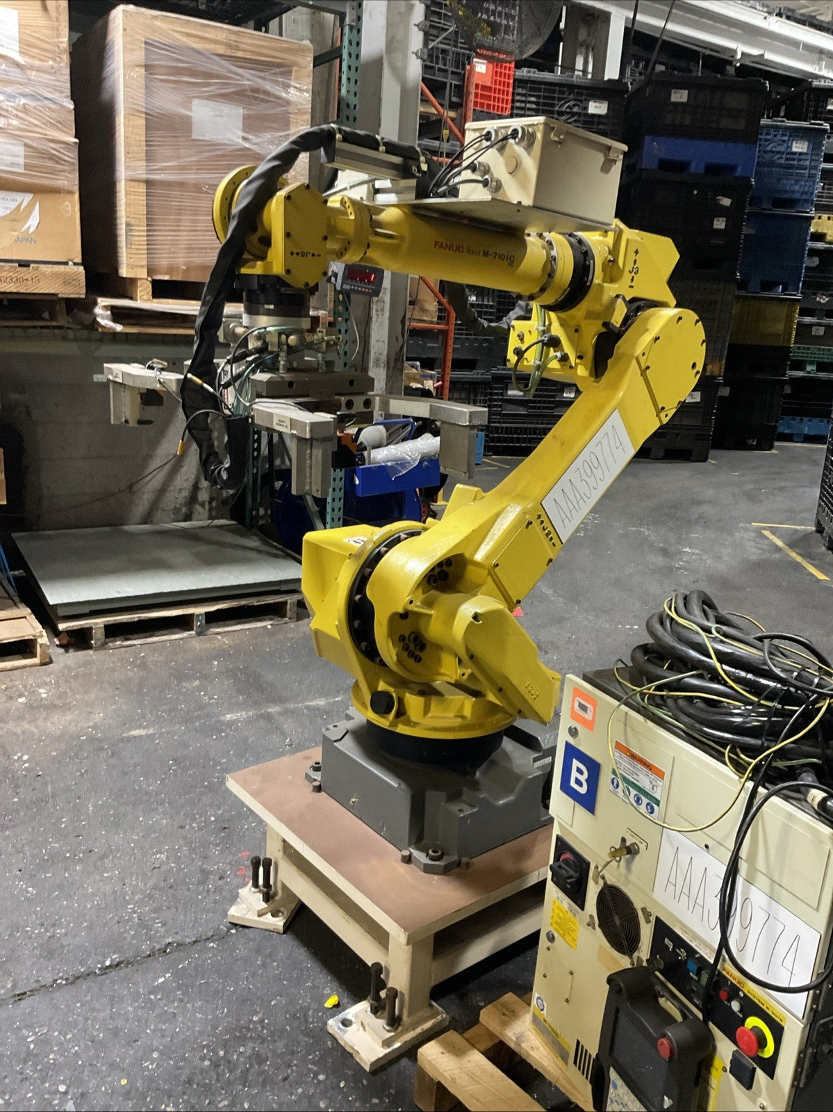 FANUC ROBOT M-710iC 70 R-30iB *28,226.0 HOURS* A05B-2610-B222 A05B-2255-C101#EMH