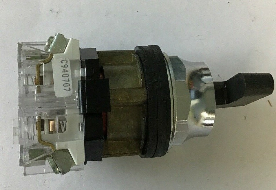 WESTINGHOUSE PB1JDG2AA SELECTOR SWITCH 2POS W/PB1A MOD.B