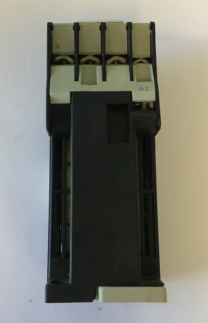 TELEMECANIQUE LP1D1810 CONTACTOR 600VAC