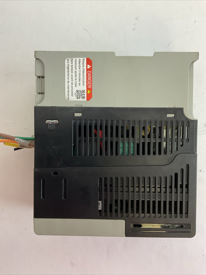 ALLEN BRADLEY 25B-D1P4N114 AC DRIVE FRN 5.001 OUTPUT 0-460VAC SER A POWERFLEX