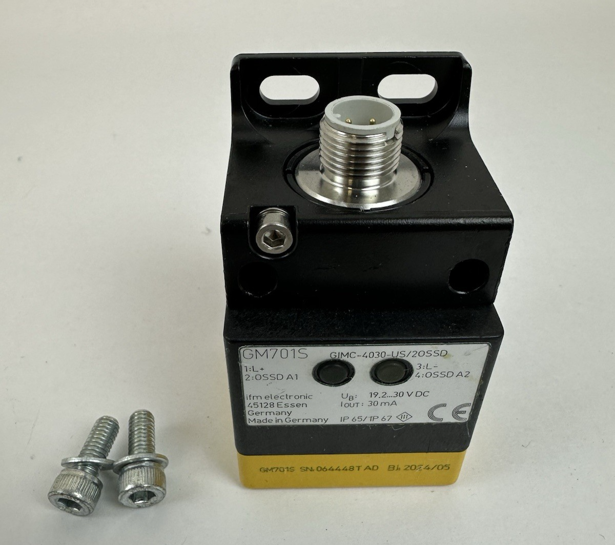 IFM GM701S INDUCTIVE SENSOR GIMC-4030-US/20SSD PROXIMITY SENSOR