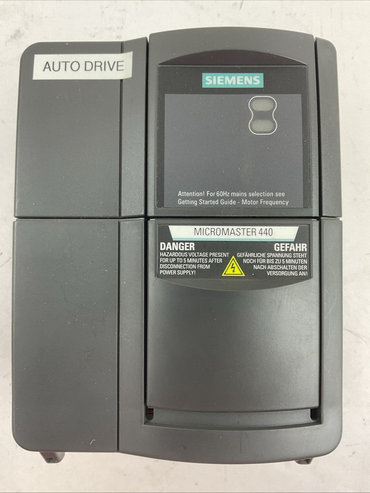 SIEMENS 6SE6440-2UC21-5BA1 MICROMASTER 440 AC DRIVE 200-240V 14.4/8.3A 47-63HZ