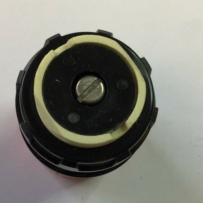 SQUARE D 9001 D3C2R PUSH BUTTON REMOTE CONTROL OPERATOR RED***LOTOF2***