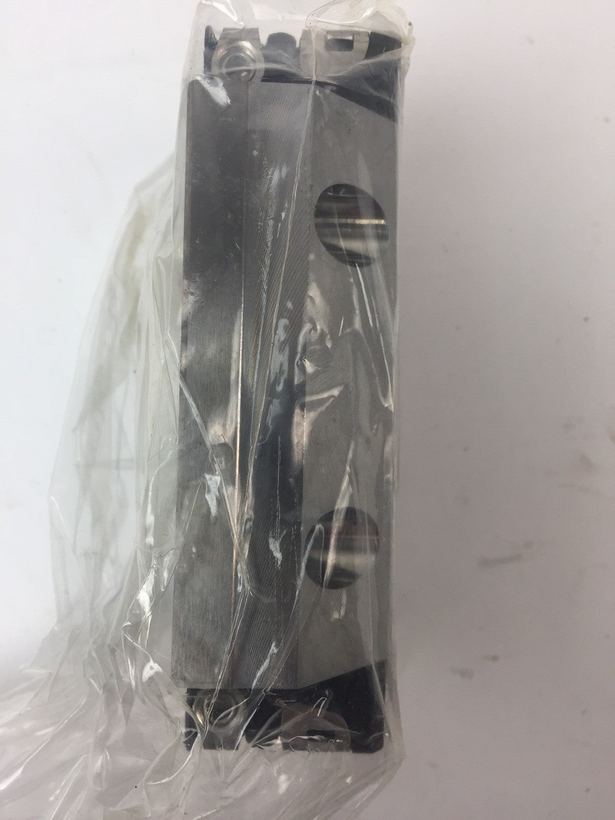 REXROTH R165323220 RUNNER BLOCK BALL RAIL CARRIAGE