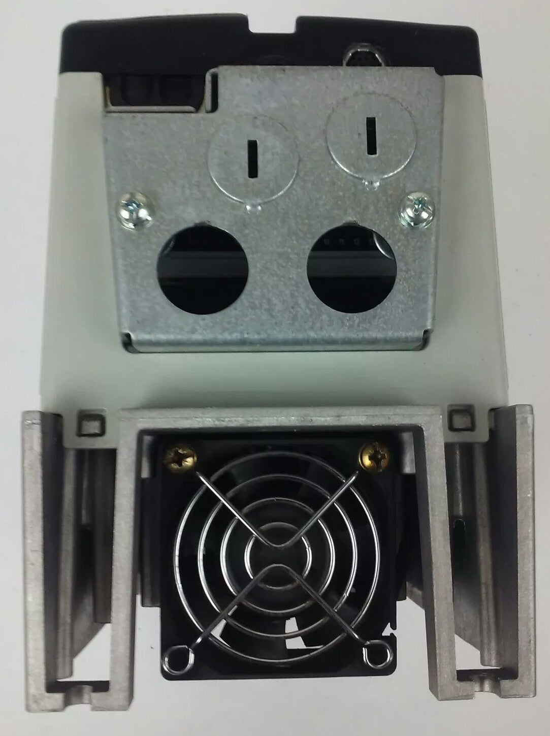 ALLEN BRADLEY POWER FLEX 70 20A-D2P1A0AYNNENN SER. A,3PH,480V, 1HP, W/ 20-HIM-A3