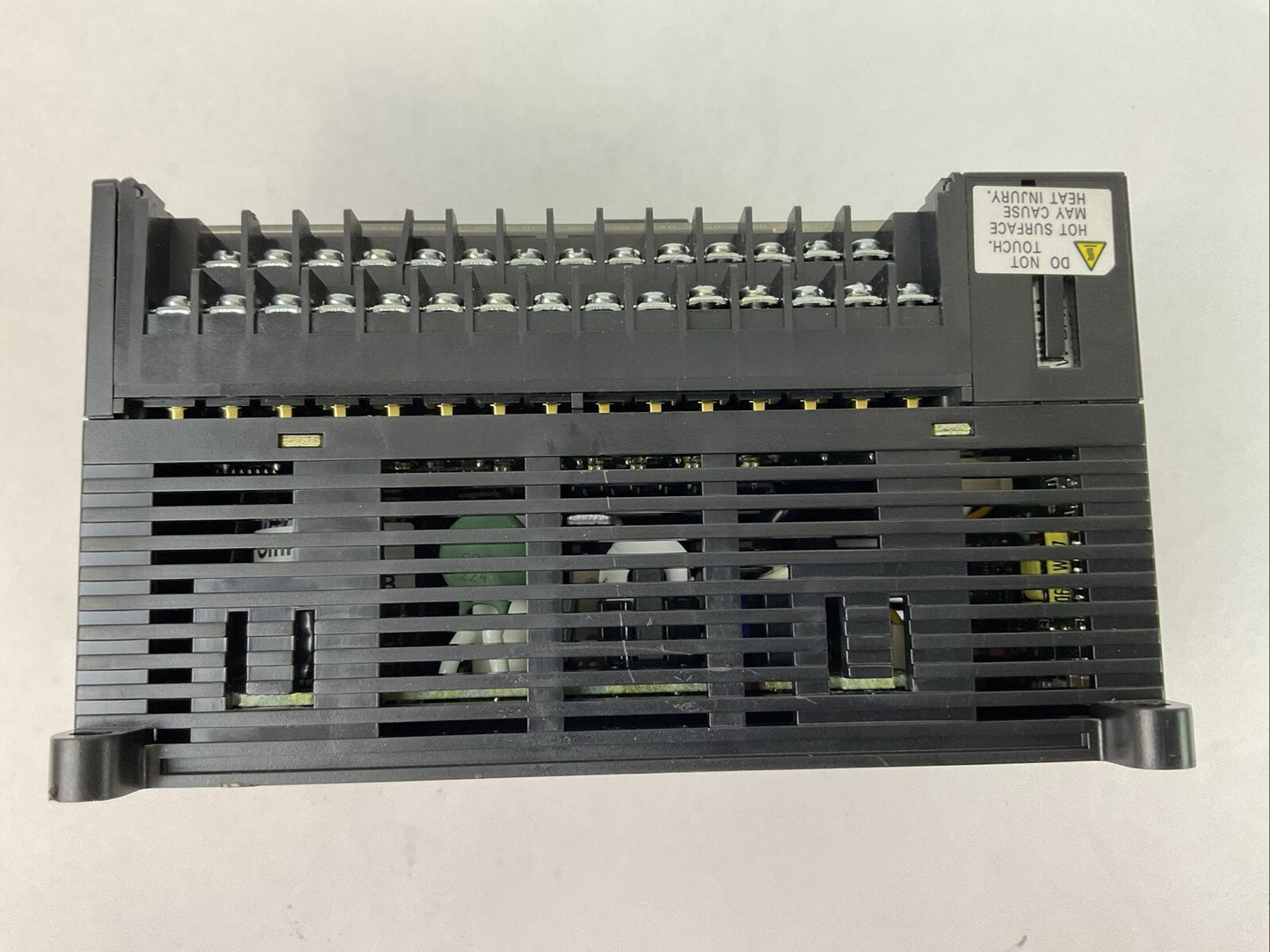 OMRON CP1H-XA40DR-A PROGRAMMABLE CONTROLLER VER 1.2 SOURCE 100-240VAC OUT 24VDC