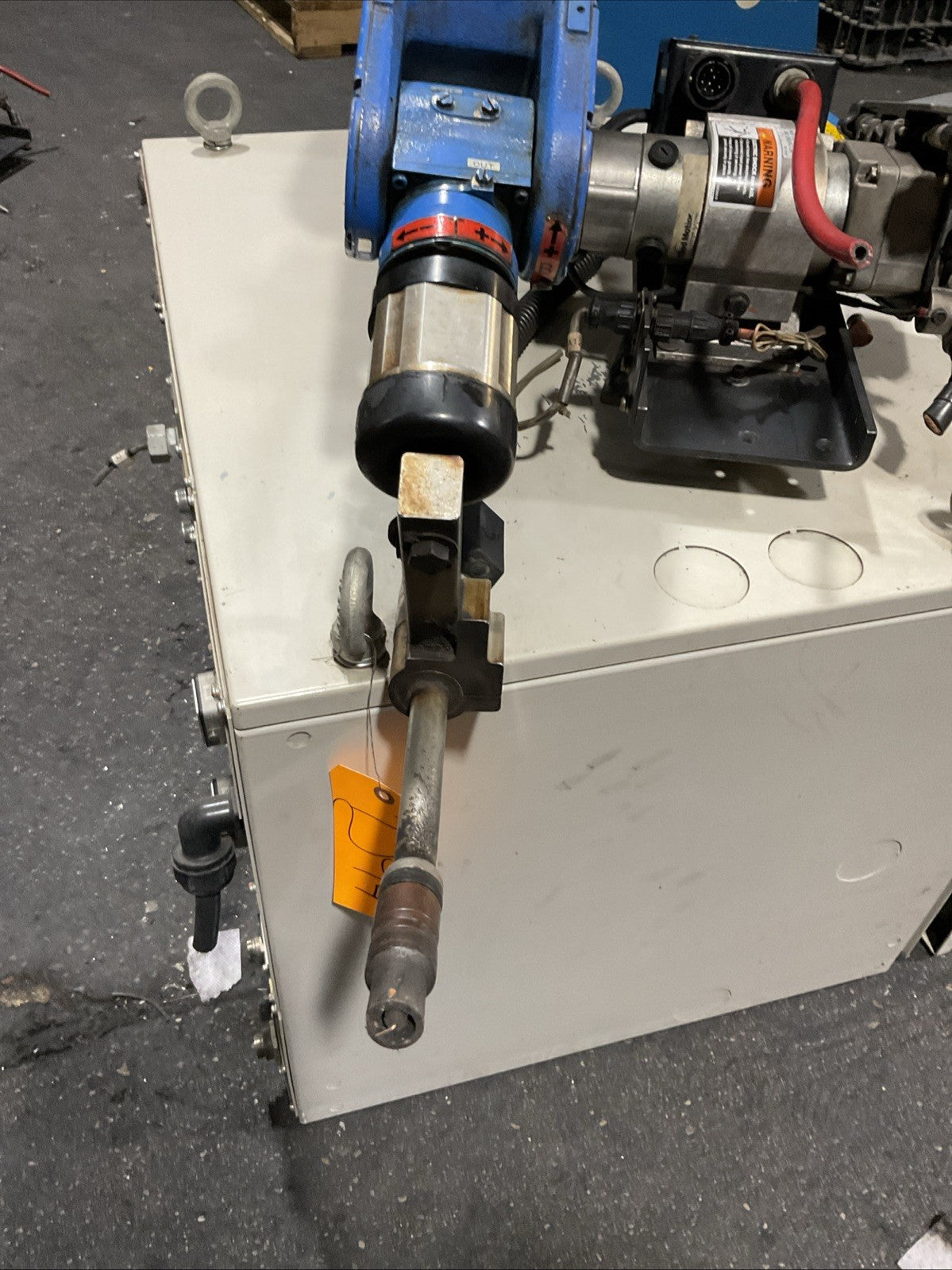 YASKAWA YR-MH00005-E10 WELDING DX100/MH5 TYPE ERDR-MH00005-B32 3PH 480V 50/60HZ