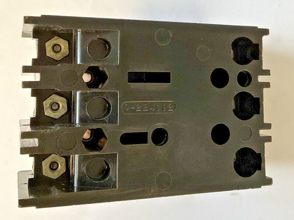 SQUARE D MH350 CIRCUIT BREAKER 240VAC 3POLE 50A