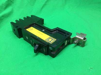 SQUARE D FY14015B CIRCUIT BREAKER, USED GREAT CONDITION