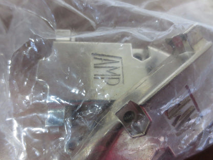 AMP CABLE CONNECTORS / CLAMP KITS - 745171-1 (3) & 745173-1 (4)  NEW SURPLUS