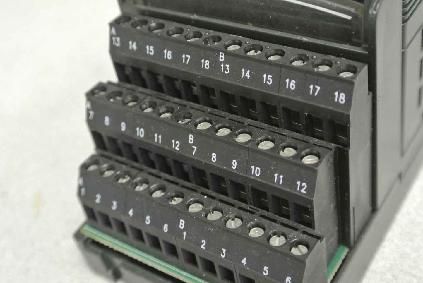 FANUC IC200MDL640E / INPUT MODULE / 24VDC / 16PT / POS/NEG