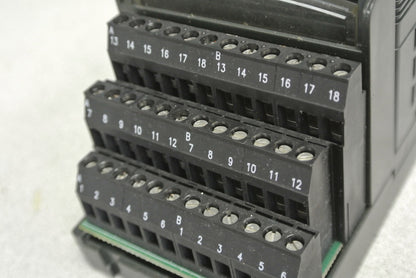 FANUC IC200MDL640E / INPUT MODULE / 24VDC / 16PT / POS/NEG