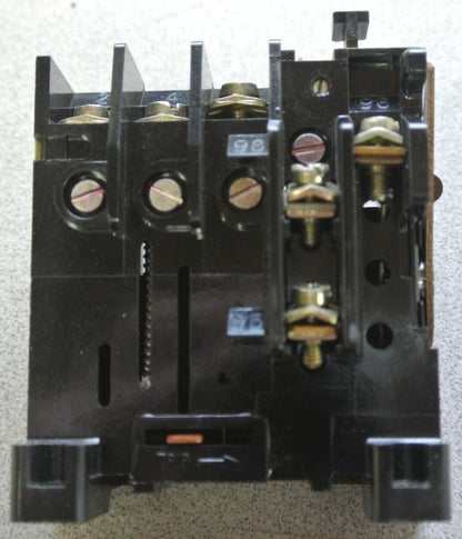 CUTLER-HAMMER MC305ANA3D - SERIES A1 THERMAL OVERLOAD RELAY -  NEW SURPLUS
