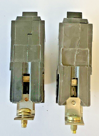 GENERAL ELECTRIC THHQB 30A &THHQB 15A CIRCUIT BREAKER 22KA***LOTOF2***