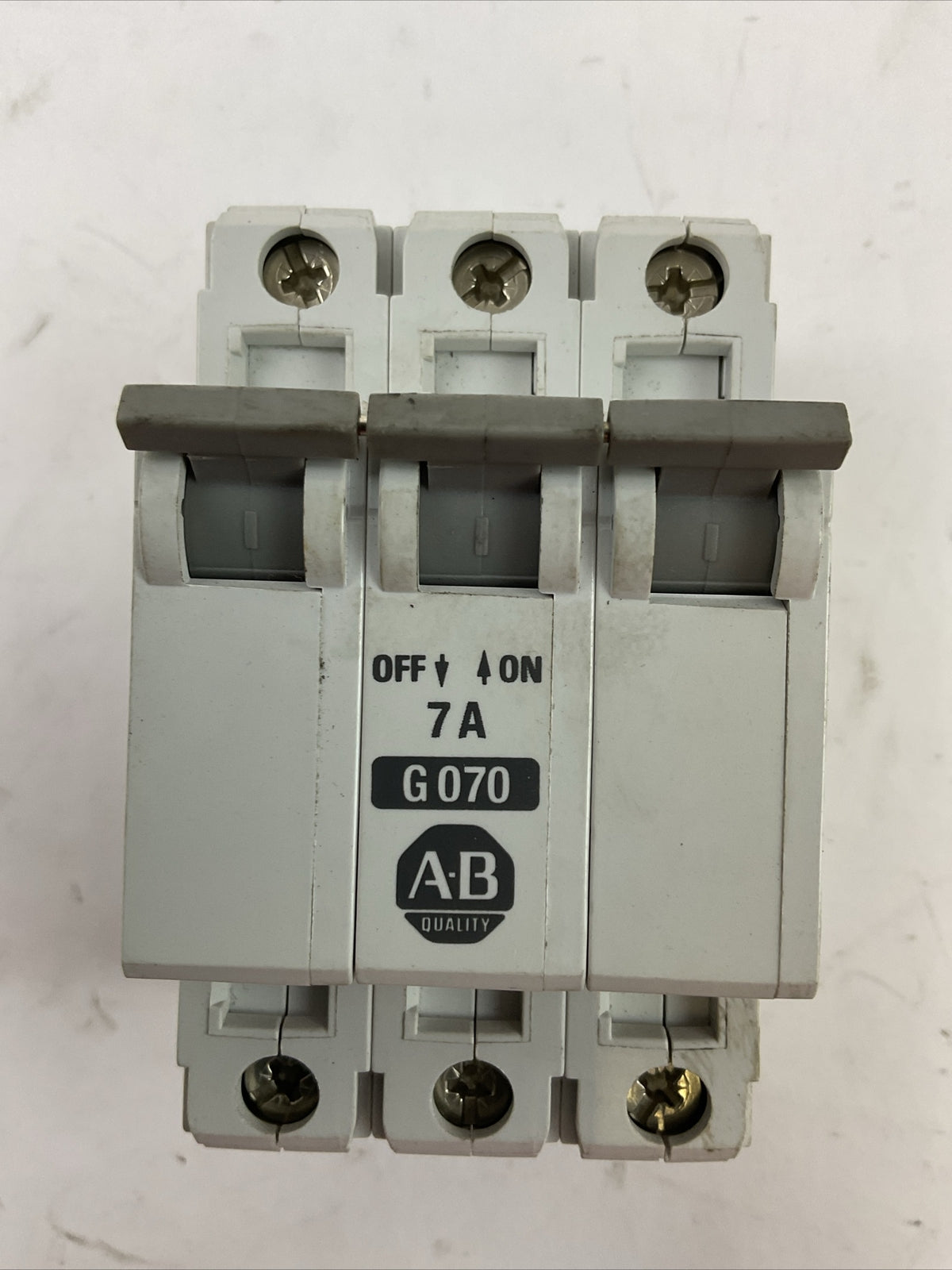 ALLEN BRADLEY 1492-CB3G070 MANUAL MOTOR CONTROLLER 7A SER B