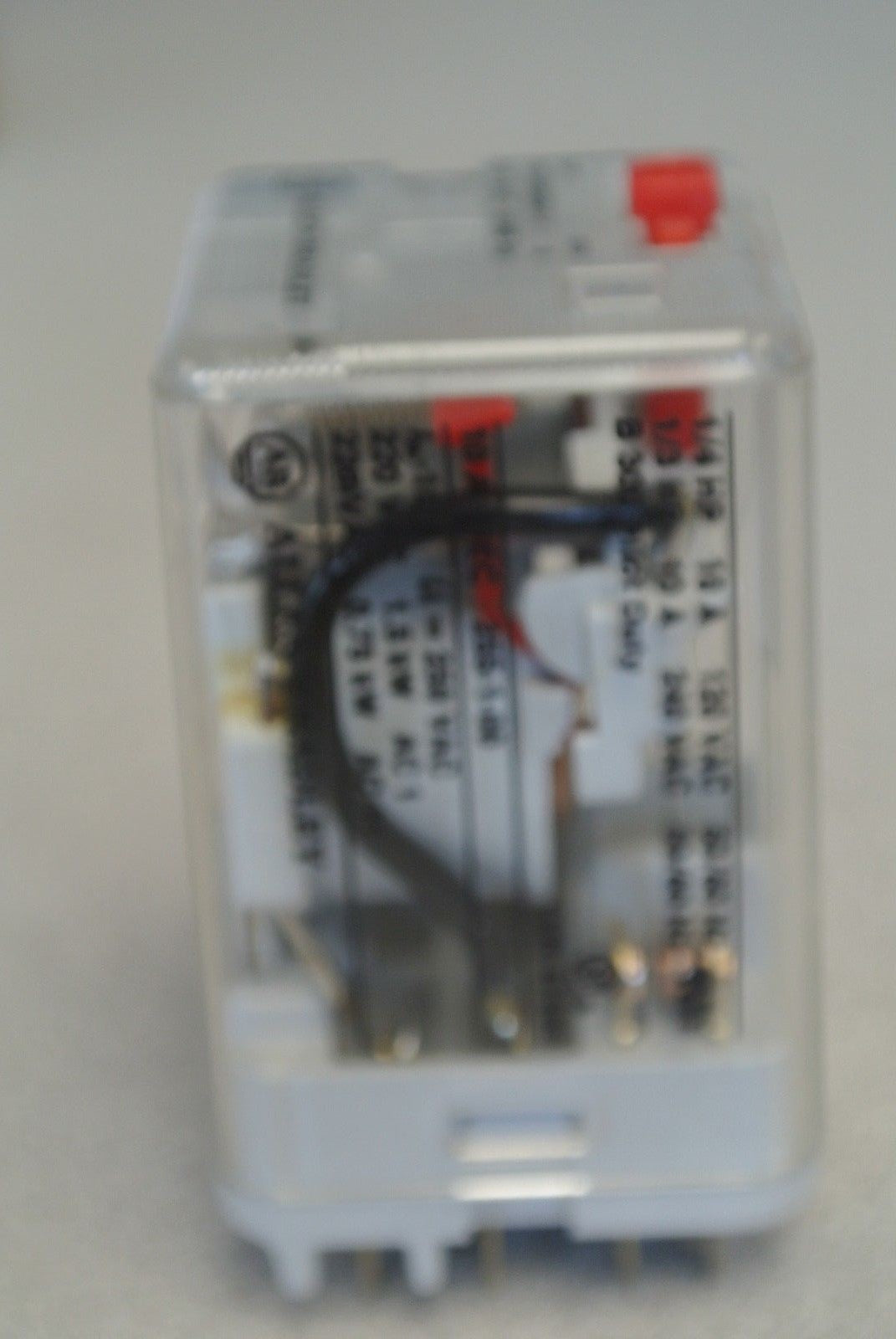 ALLEN-BRADLEY 700-HB32A1-1 Ser. A / TYPE H CONTROL RELAY / 10A / NEW SURPLUS